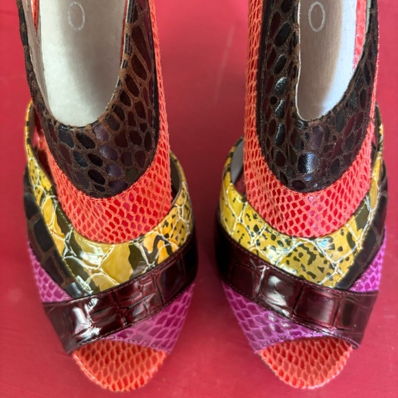Aldo stiletto shoes, like new- rarely worn, dressy, party, office - Picture 8 of 14